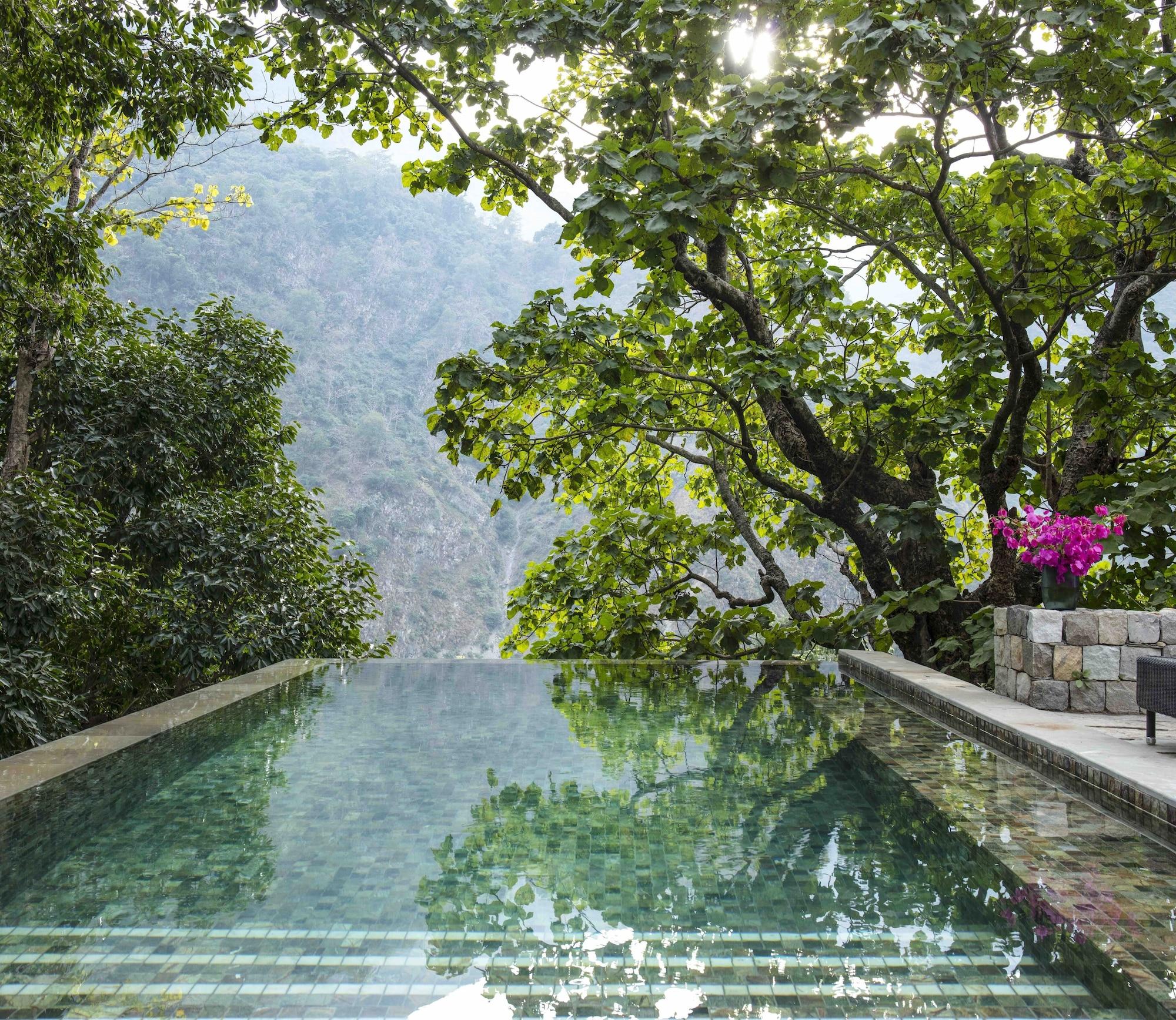 Taj Rishikesh Resort And Spa デヘラードゥーン エクステリア 写真