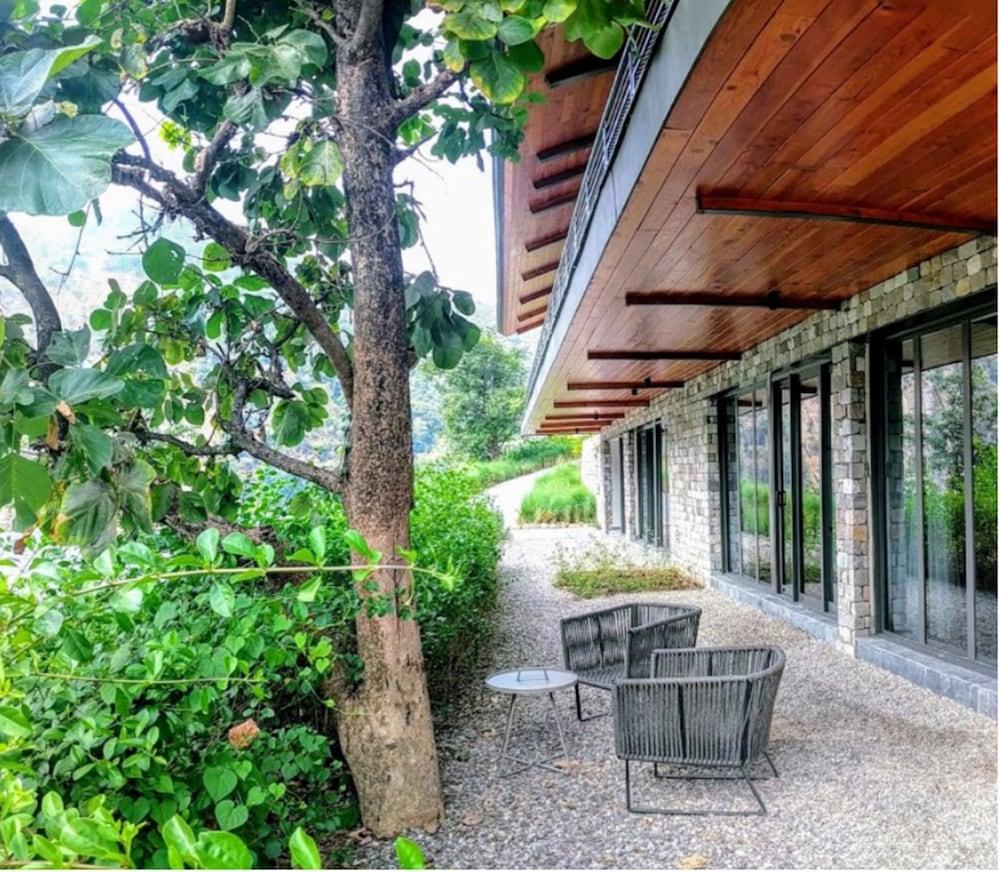 Taj Rishikesh Resort And Spa デヘラードゥーン エクステリア 写真